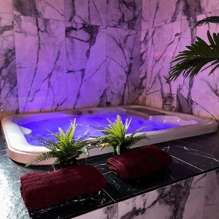 Marbella Logement Privatif -Jacuzzi-Sauna La Valette-du-Var Bagian luar foto