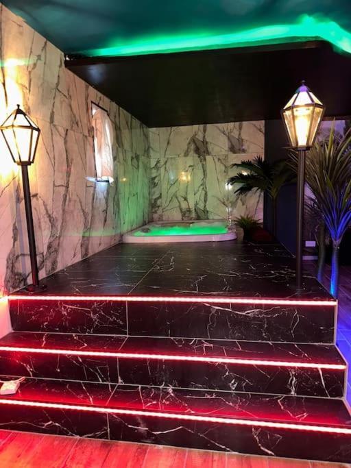 Marbella Logement Privatif -Jacuzzi-Sauna La Valette-du-Var Bagian luar foto